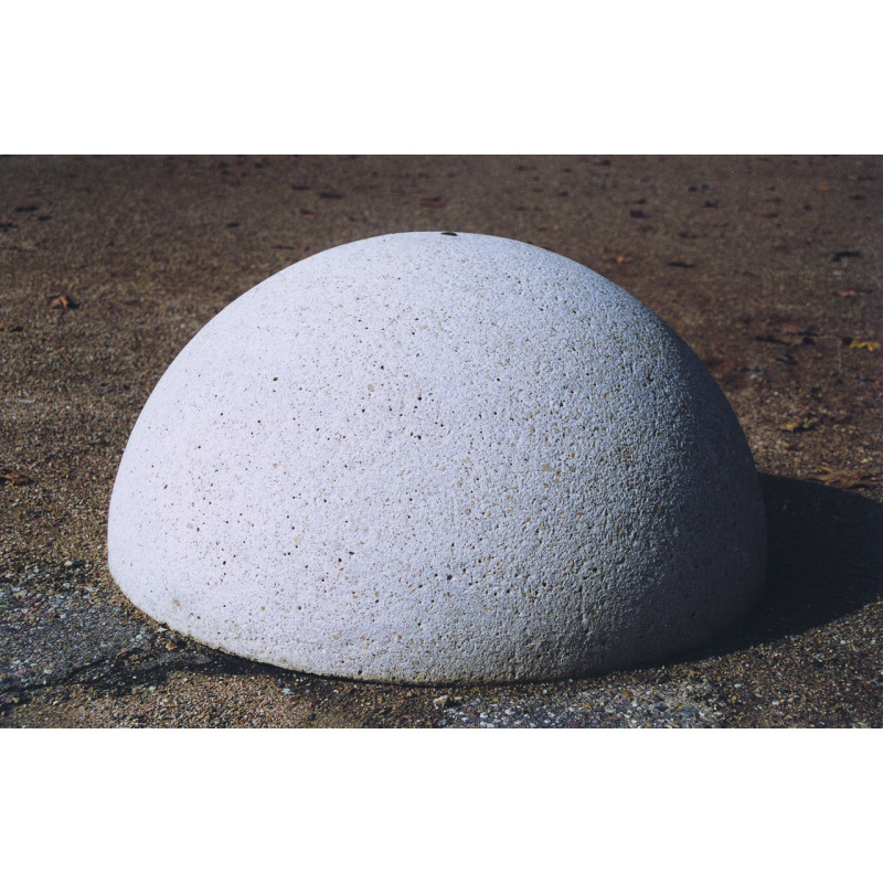 Borne demi-sphère en béton OCTANTIS