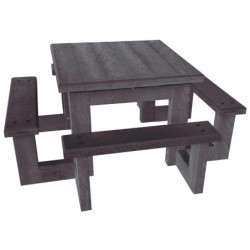 Table pique nique recyclé...