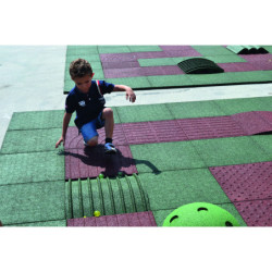 Parcours de bille en caoutchouc