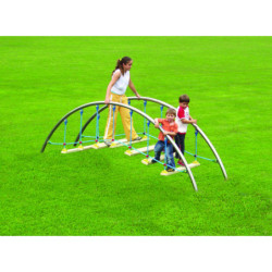Pont OSCILLANT aire de jeux