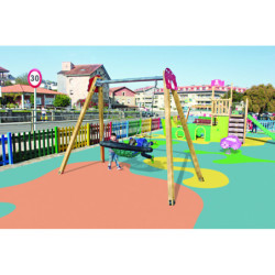 Portique en bois nid...