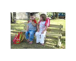 les corbeilles et bancs